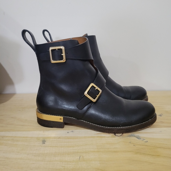 Chloe Shoes - Chloe Colby gold buckle boots black leather 38